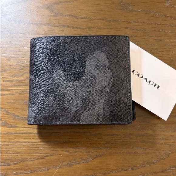 Coach Black & Gray camo 3-1 wallet - Picture 1 of 9